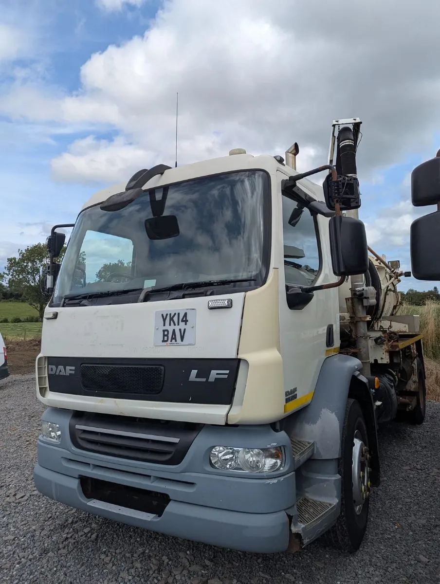 2 x DAF Other 2014 - Image 2