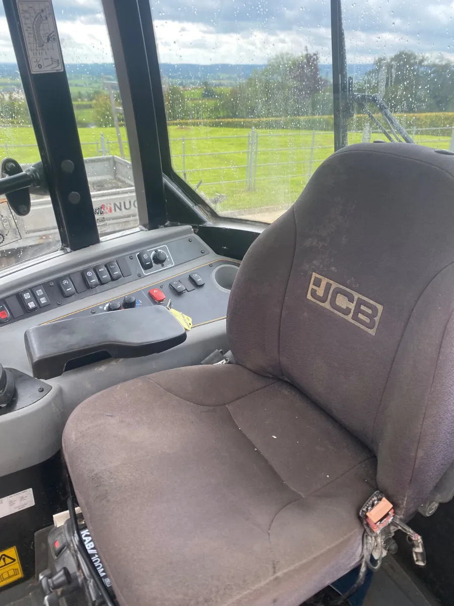 2022 JCB TM220 - Image 3