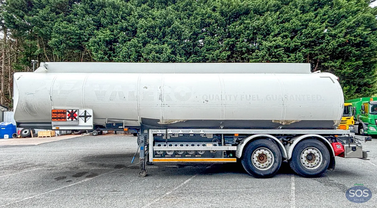2013 Lakeland Tandem Axle Semi-trailers - Image 2