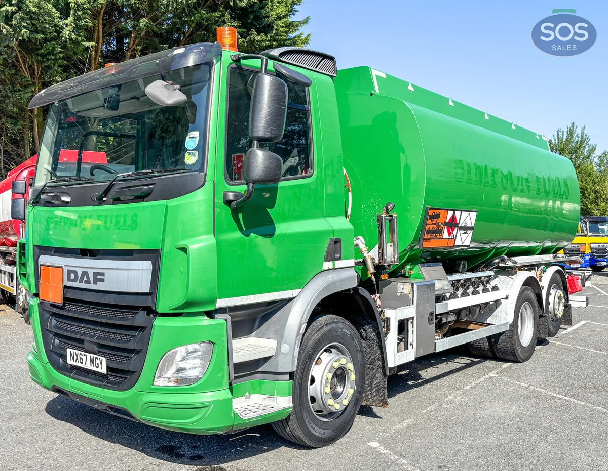 2017 DAF CF 370 FAN Rigid Tanker - Image 1