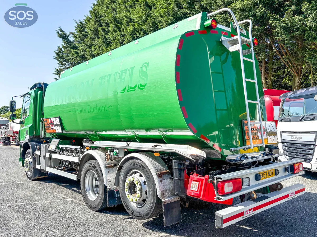 2017 DAF CF 370 FAN Rigid Tanker - Image 4