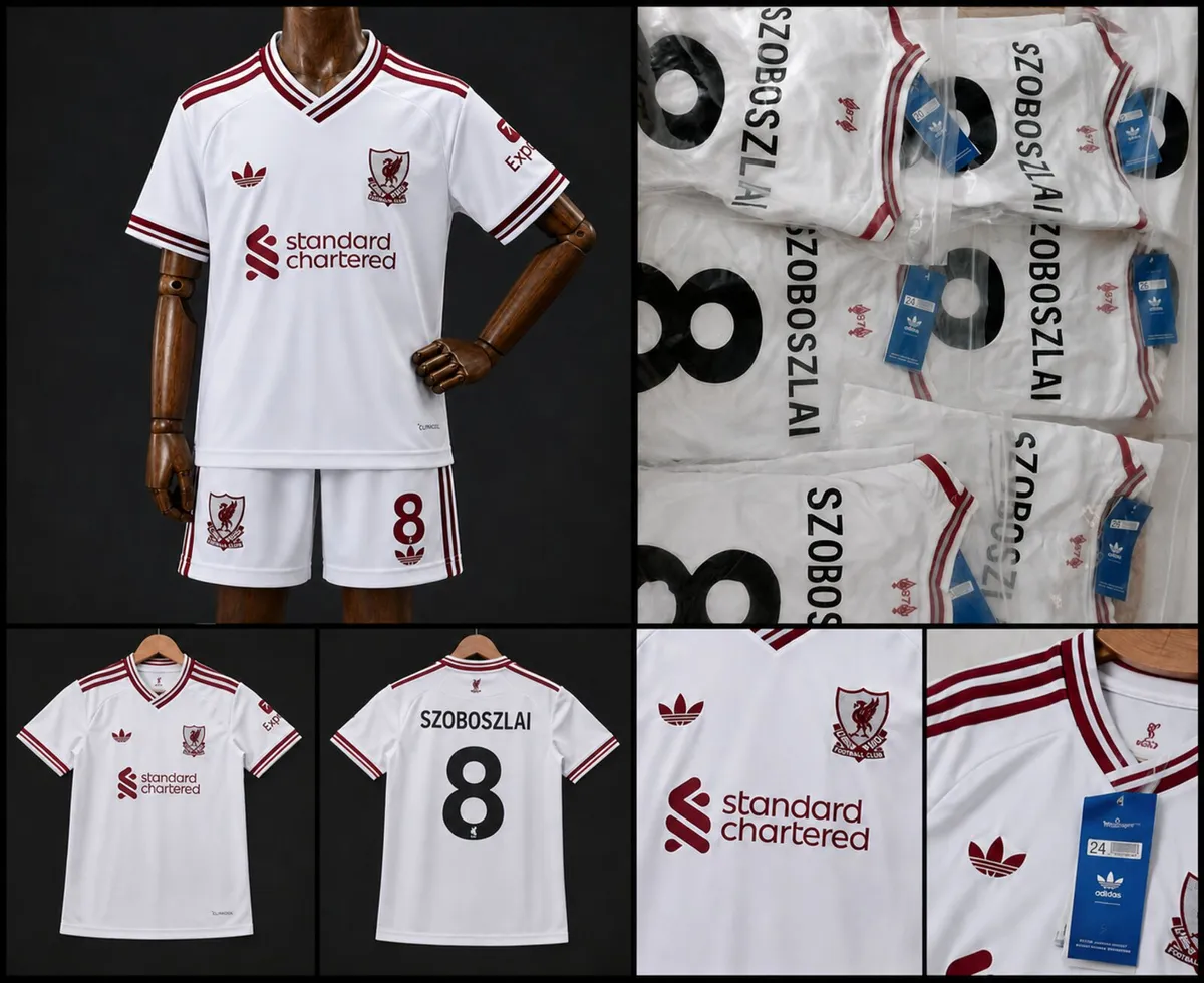 Liverpool kids kit football - Image 1