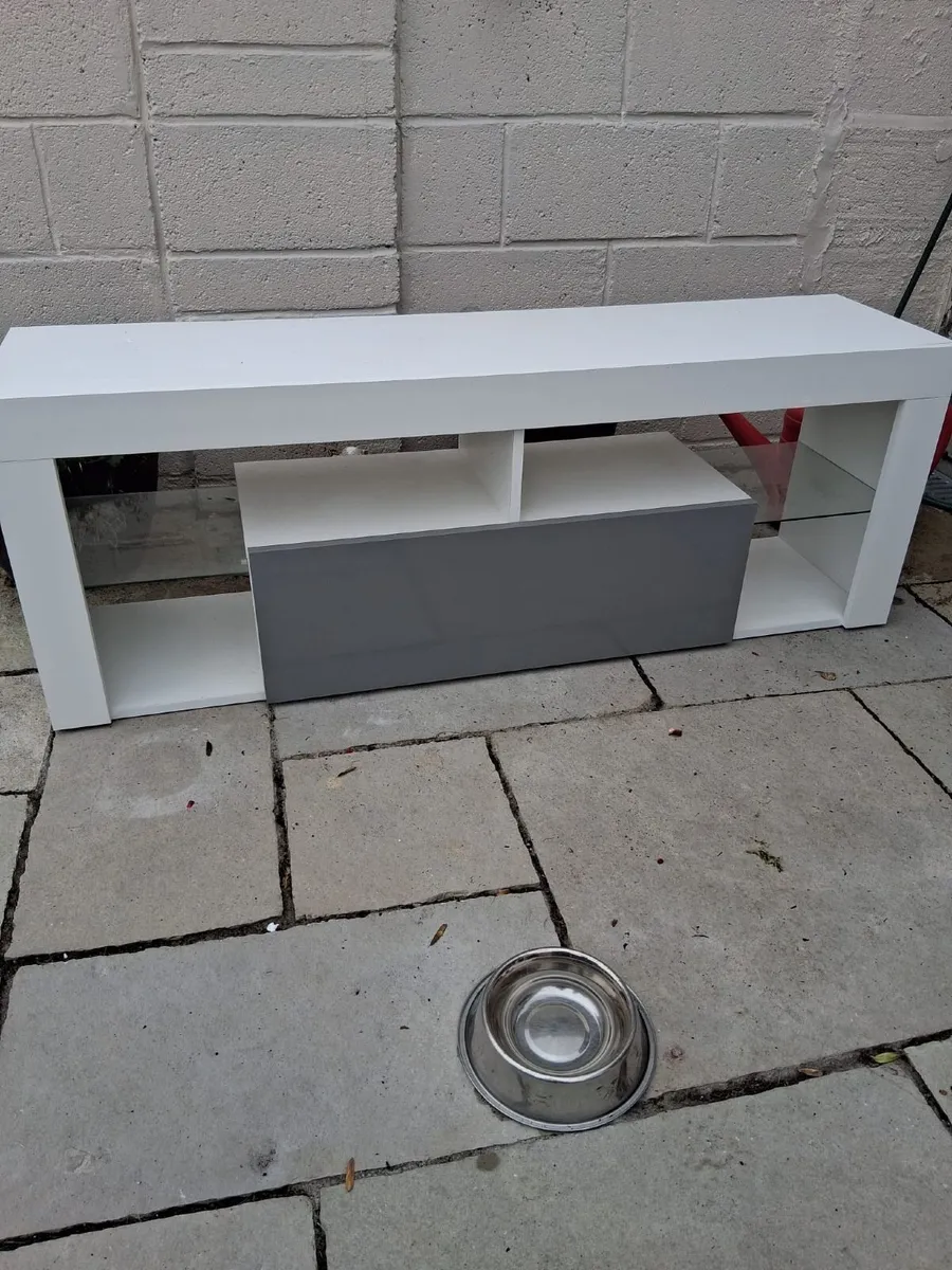 TV stand