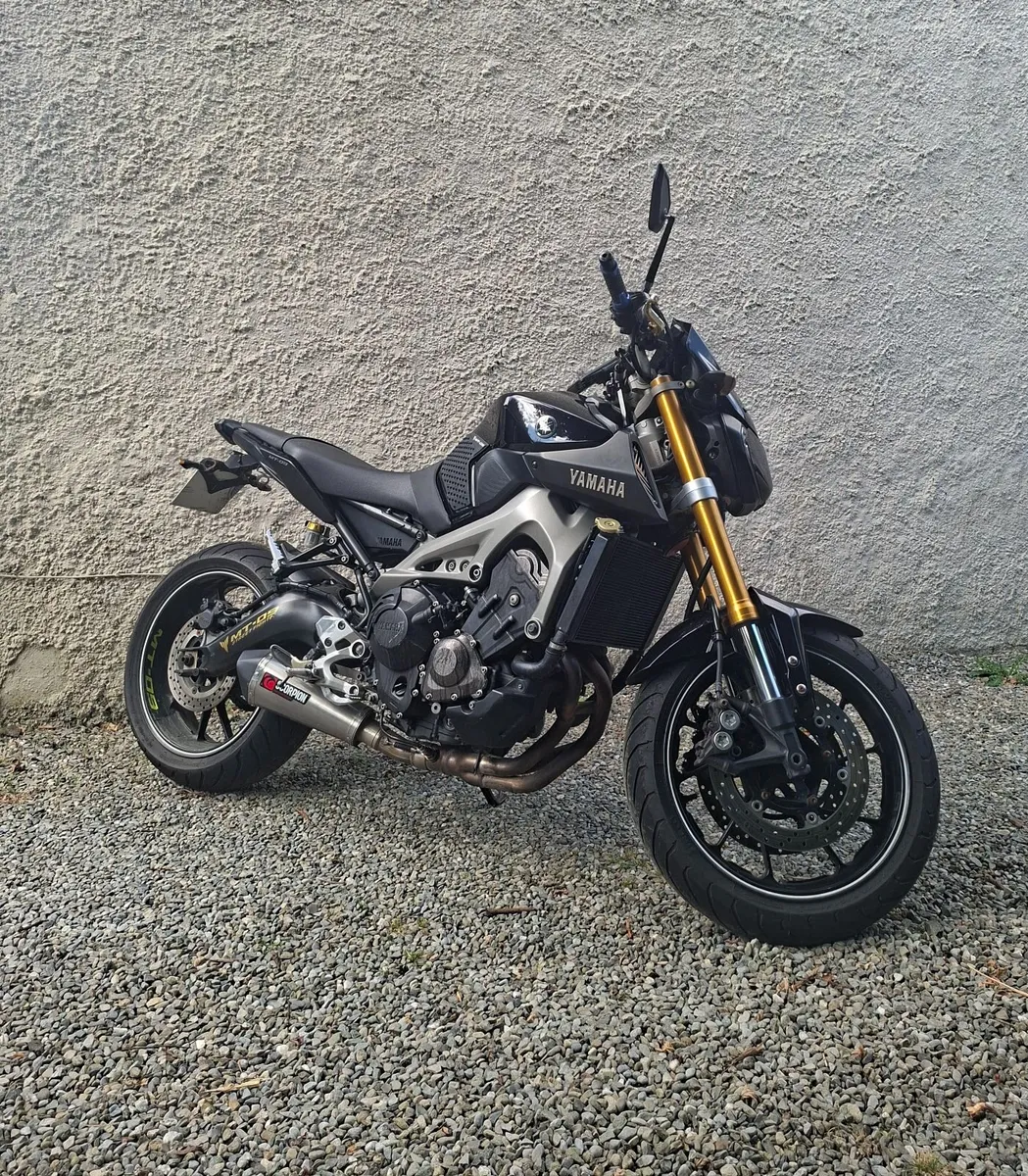 YAMAHA MT 09 - Image 4