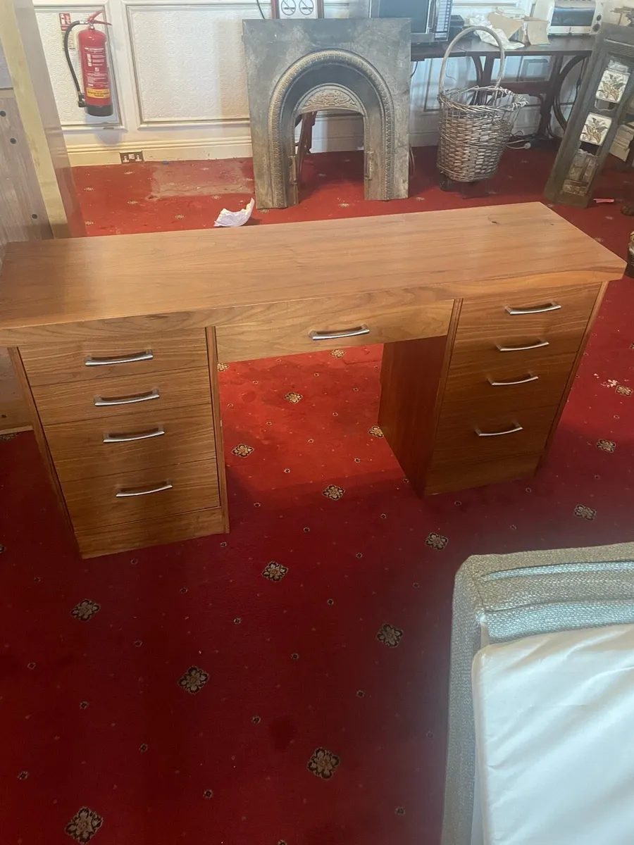 Bedroom desk - Image 1