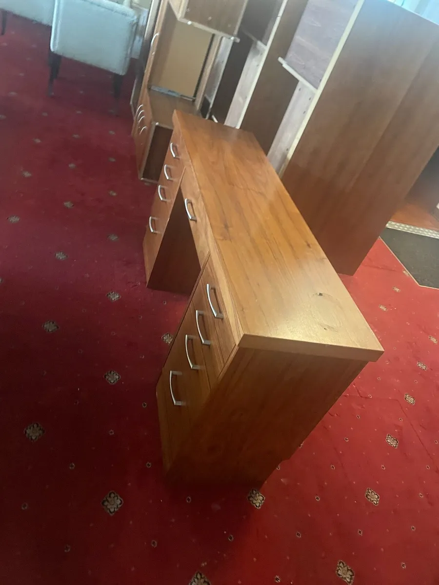 Bedroom desk - Image 2