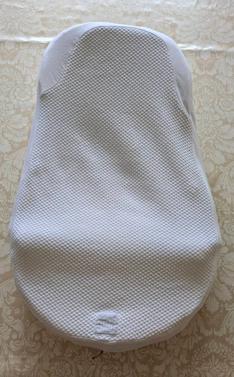 Cocoonababy with extra fitted Sheet – White - Image 4
