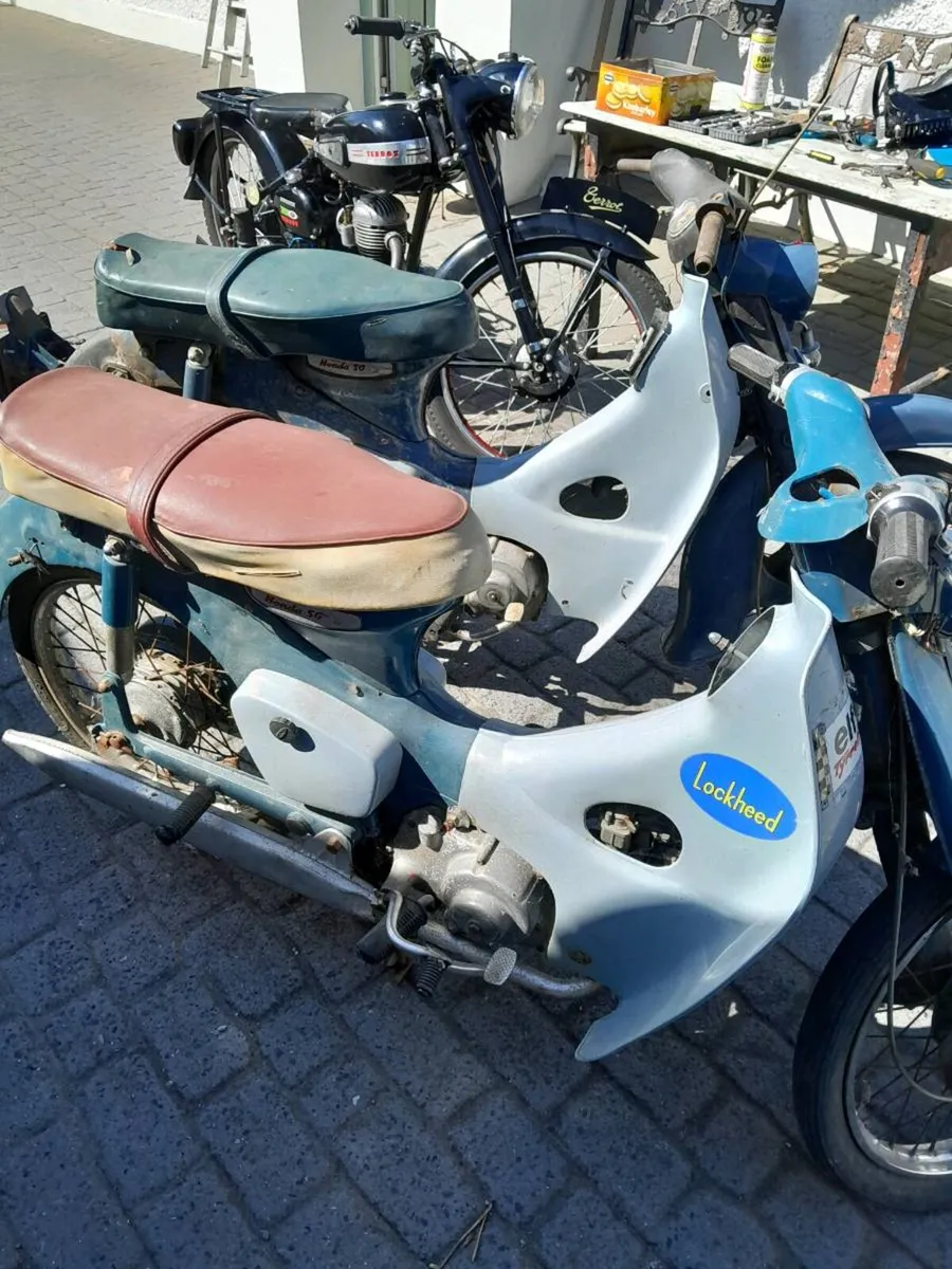 TWO Honda C100 - Image 2