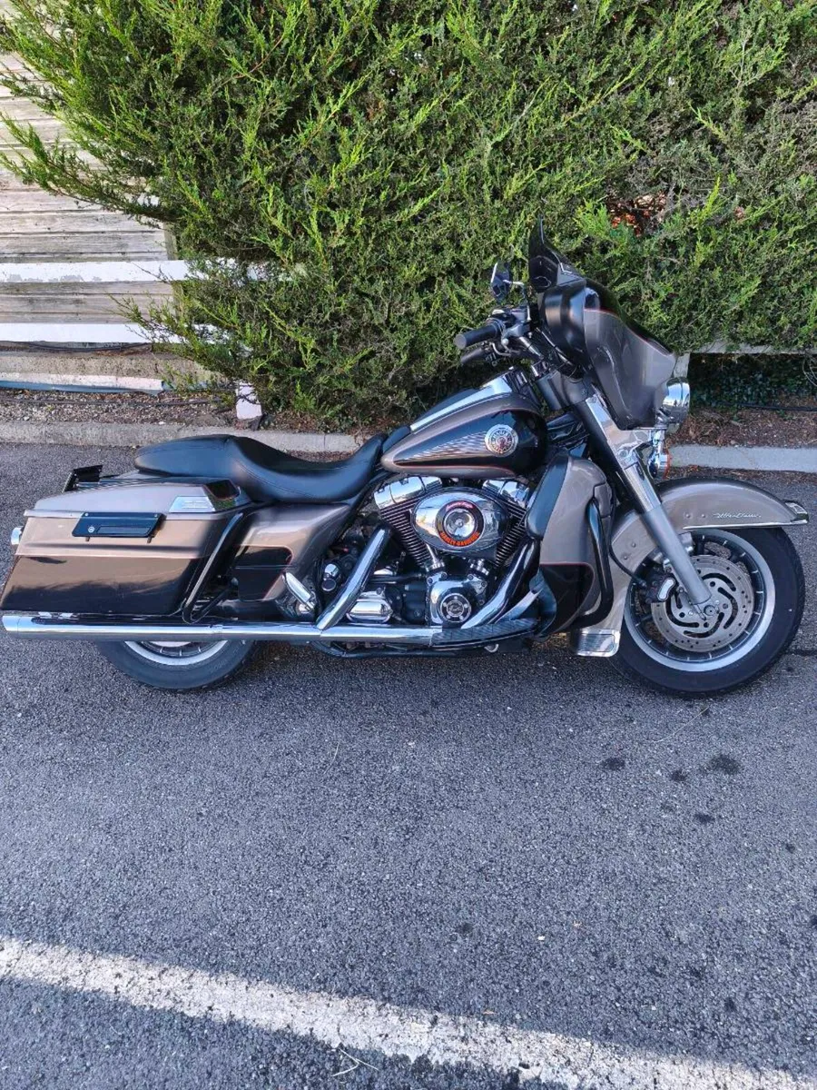 Harley 2004  2013 Victory Rocket 3 - Image 1