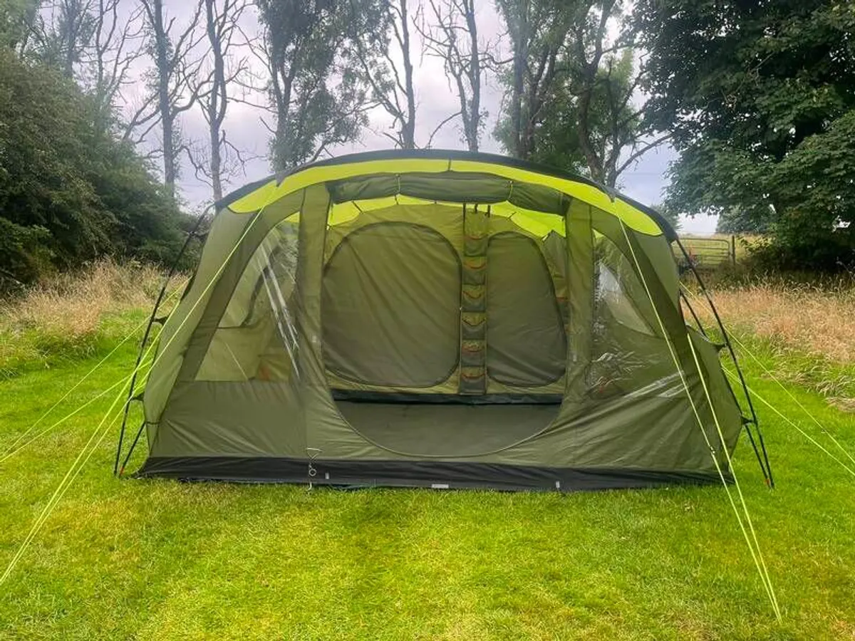 Tent - Image 4