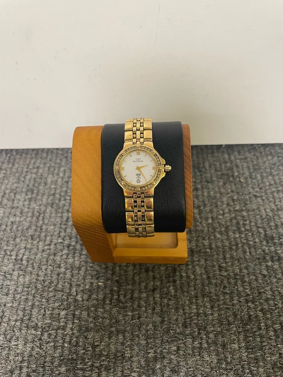 Glycine Womens Millenium Watch Diamond Bezel - Image 2