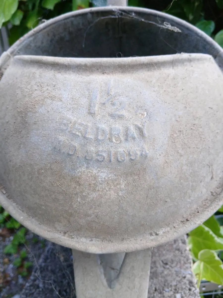 Vintage watering can - Image 2