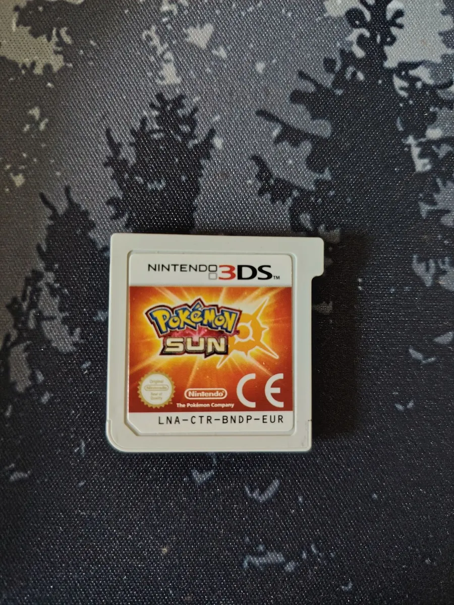 Original boxed Pokemon Sun - Image 2