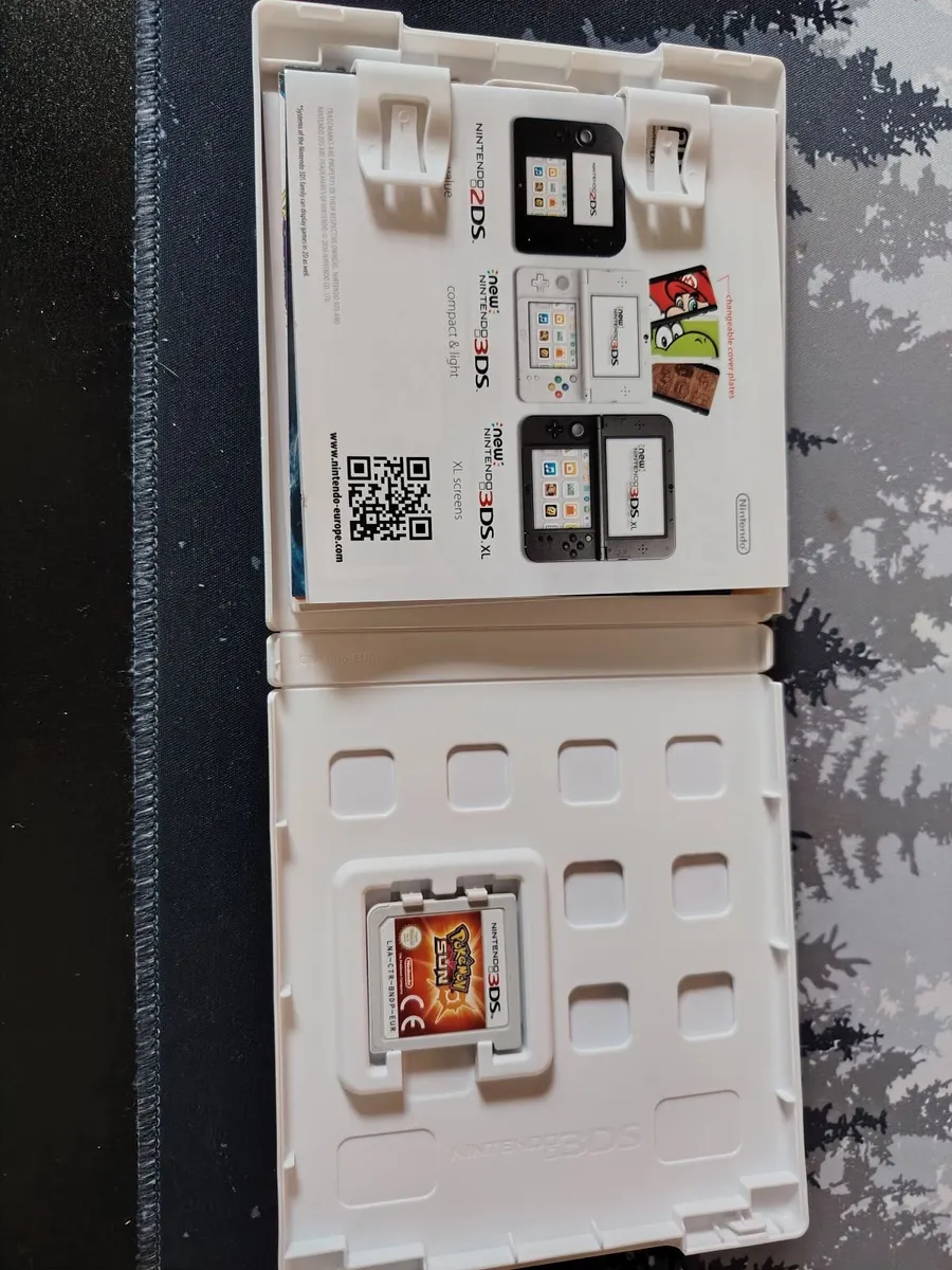 Original boxed Pokemon Sun - Image 4