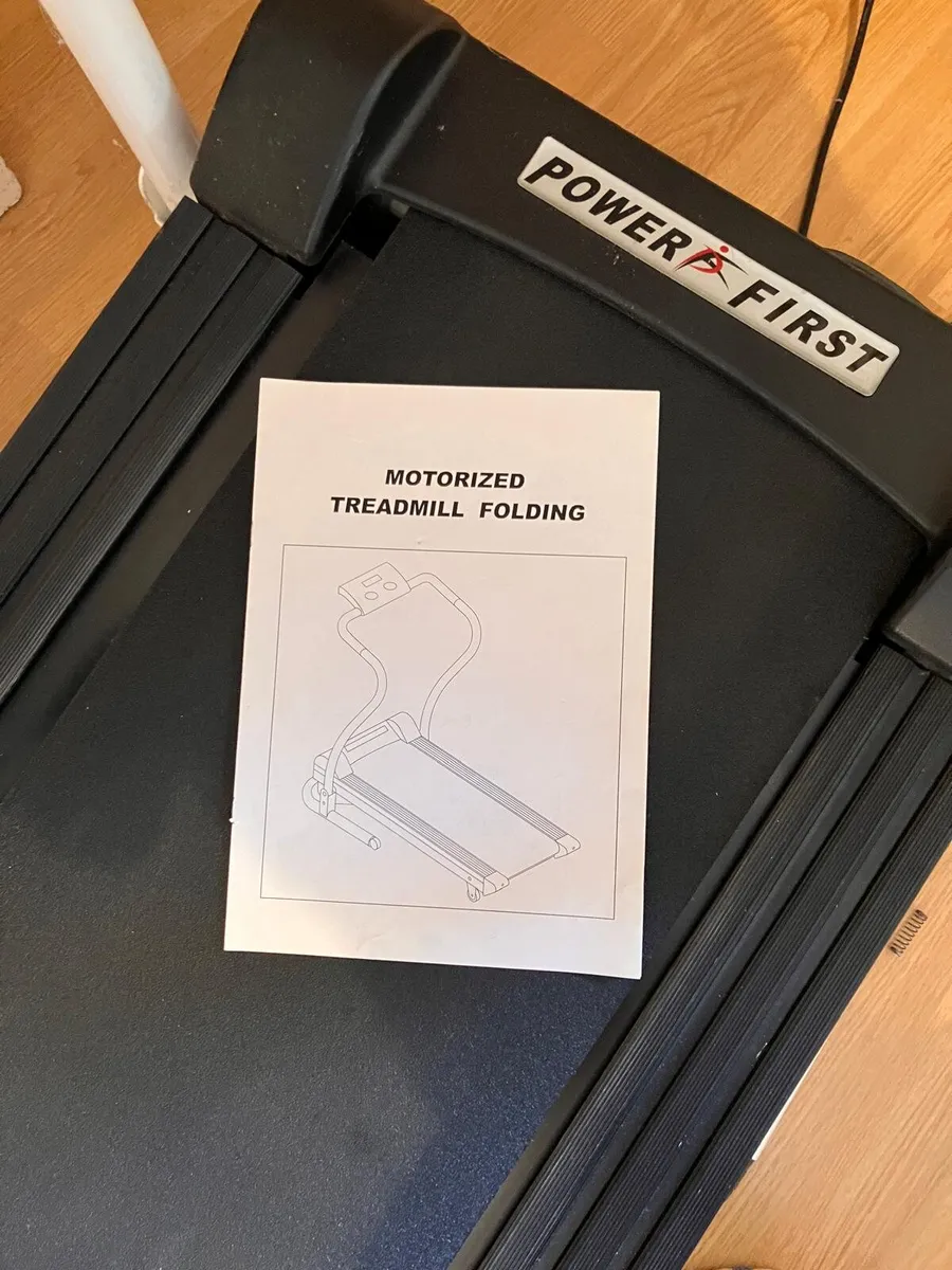 Motorised treadmill - Image 2