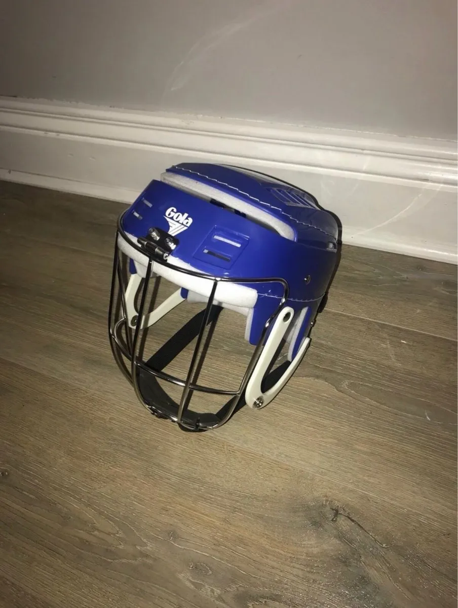 Hurling Helmets - Image 3