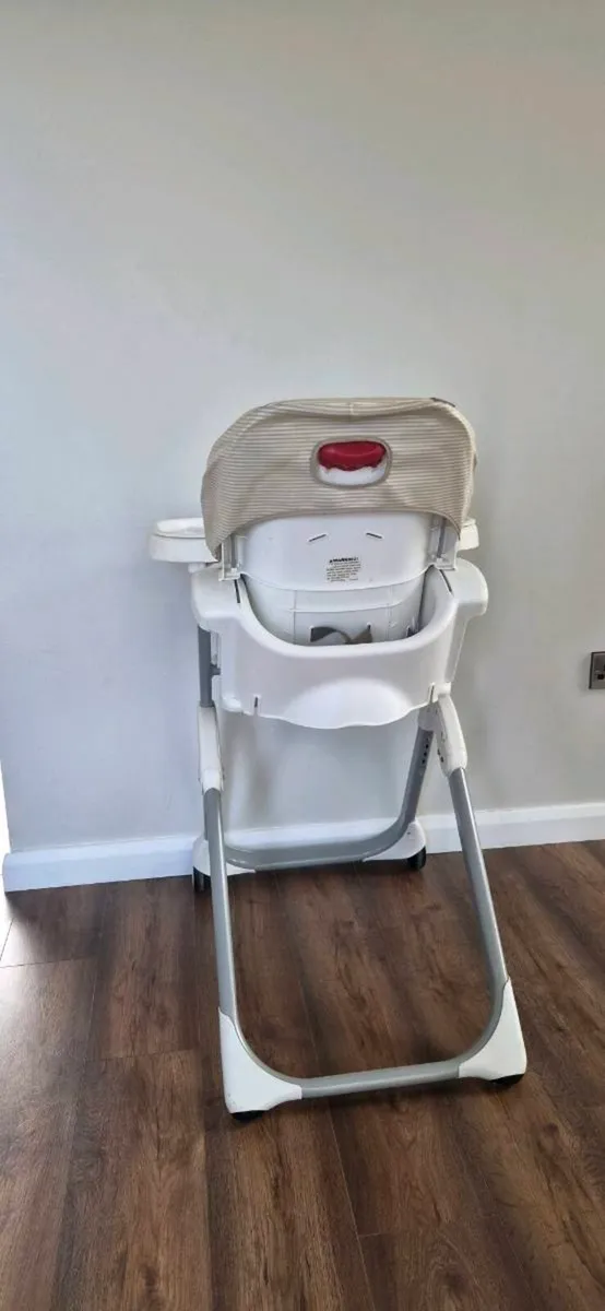 Graco 5 in 1 Highchair - Image 2