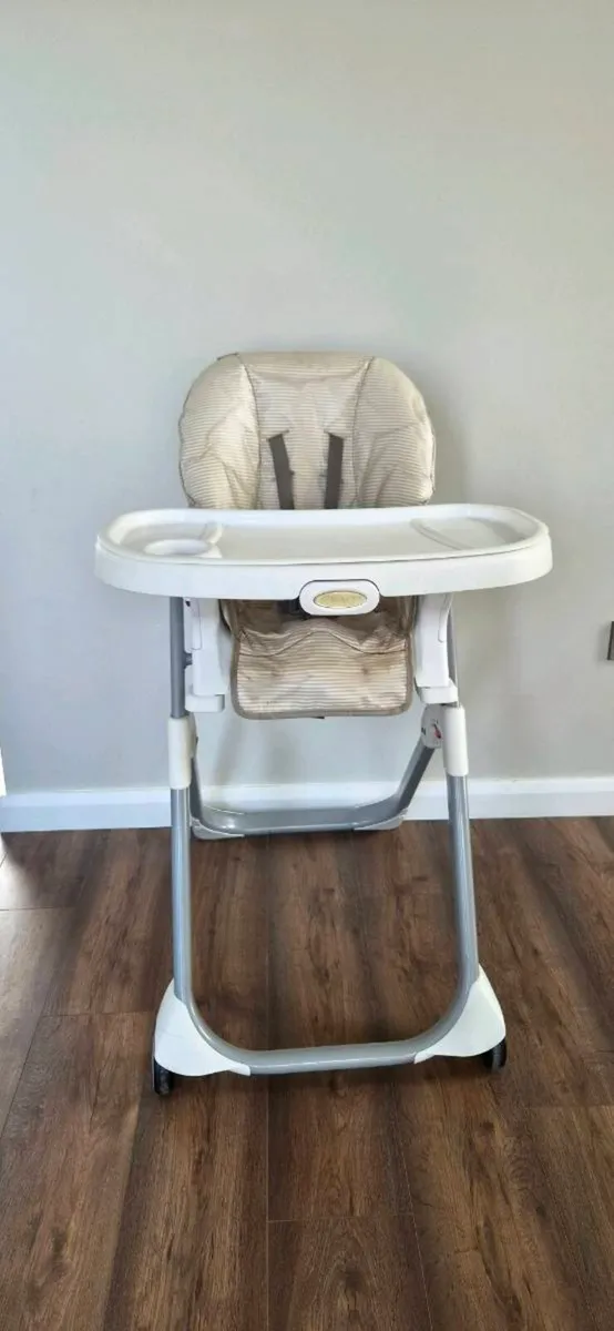 Graco 5 in 1 Highchair - Image 3