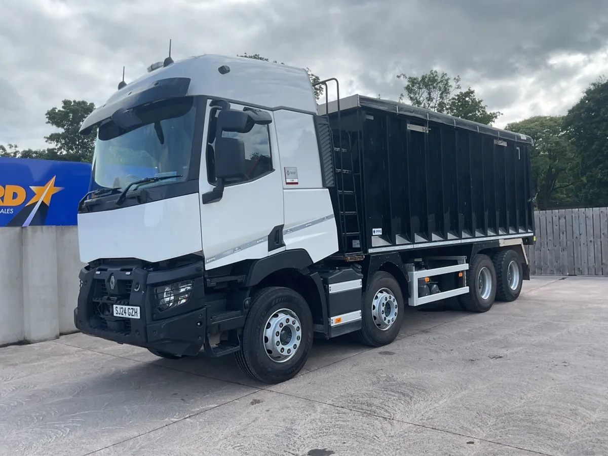 2024 Renault C430 8x4 Bulk  Tipper - Image 2