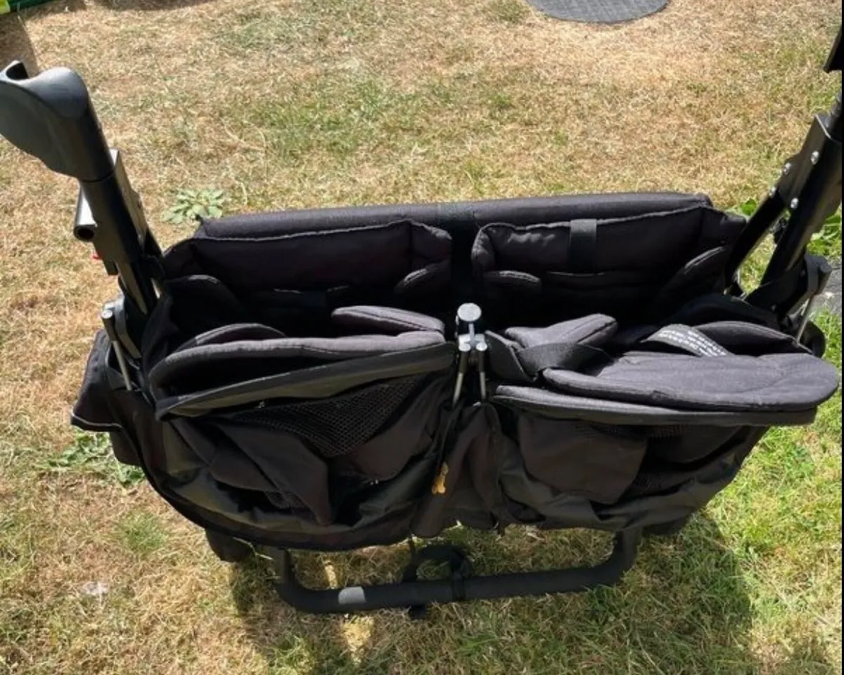 Out N About Double buggy - Image 3