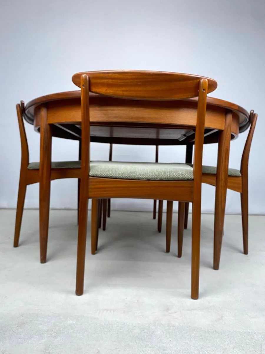 Mid Century G Plan Round Table & Chairs - Image 1