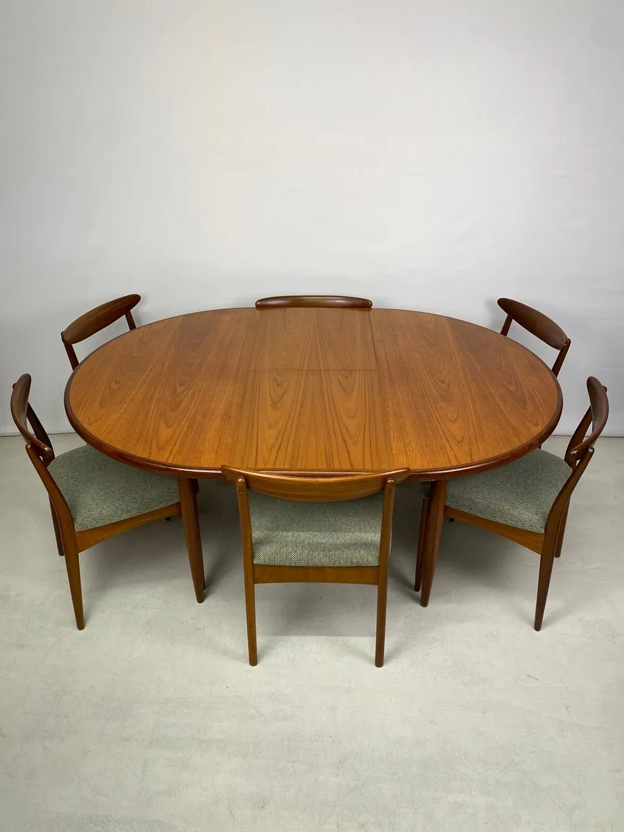Mid Century G Plan Round Table & Chairs - Image 4