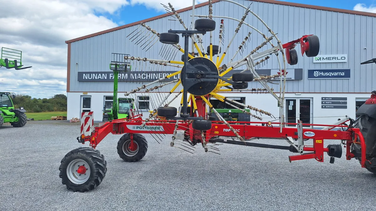 2015 POTTINGER 762C RAKE - Image 1