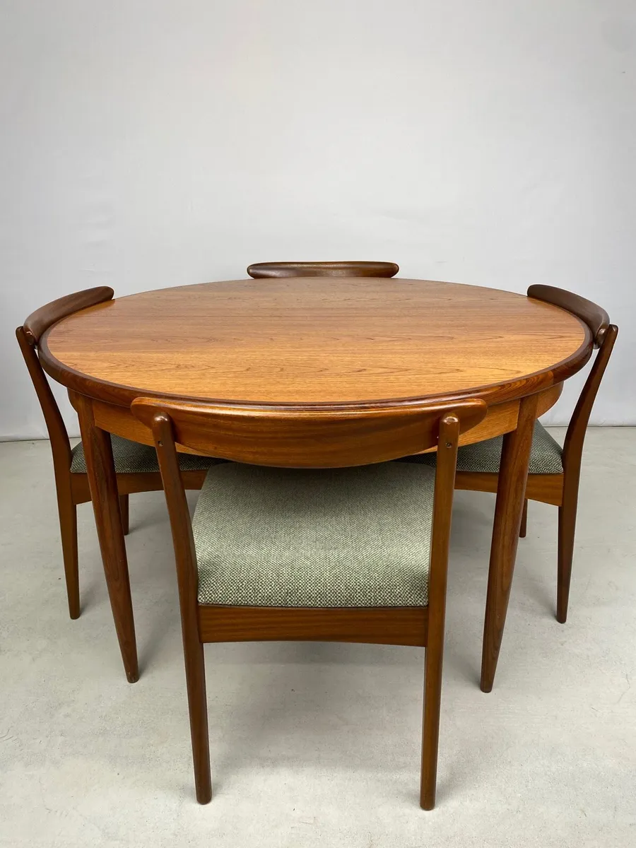 Mid Century G Plan Round Extendable Table & Chairs - Image 2