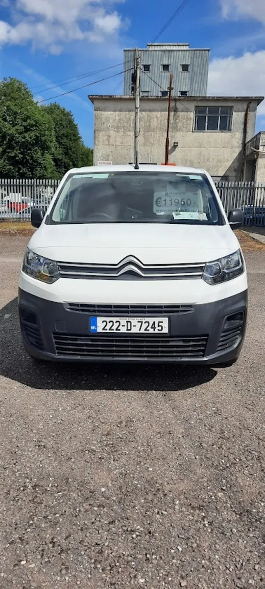 Citroen Berlingo 2022, 3 seats,€11,950.00 plus VAT - Image 2