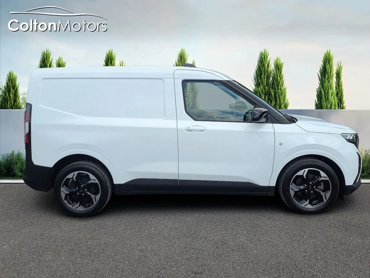 Ford Transit Courier TRANSIT COURIER LIMITED 43KWH - Image 3