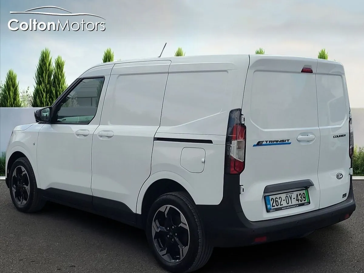 Ford Transit Courier TRANSIT COURIER LIMITED 43KWH - Image 2