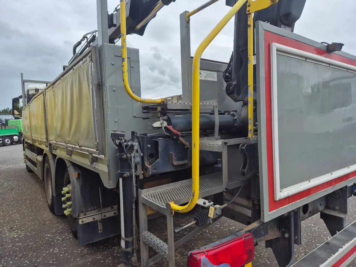 2016 MAN 26.360 6x2 HIAB 2 ext 14ton crane - Image 4