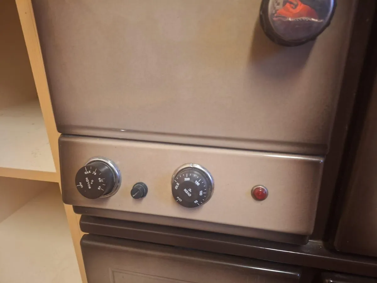 Stanley Super Oil Fired Cooker  - best offer - Image 2