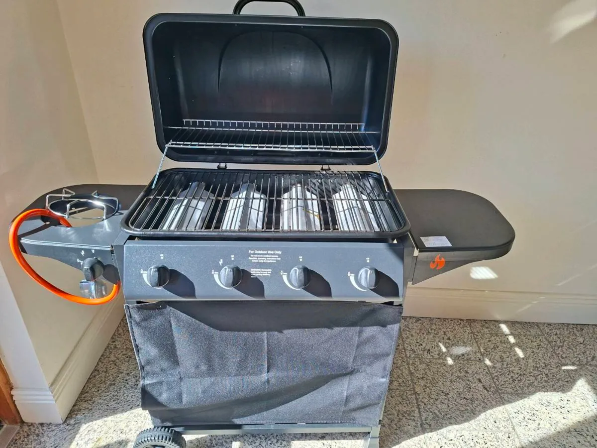 GAS 4 BURNER BBQ - Image 2