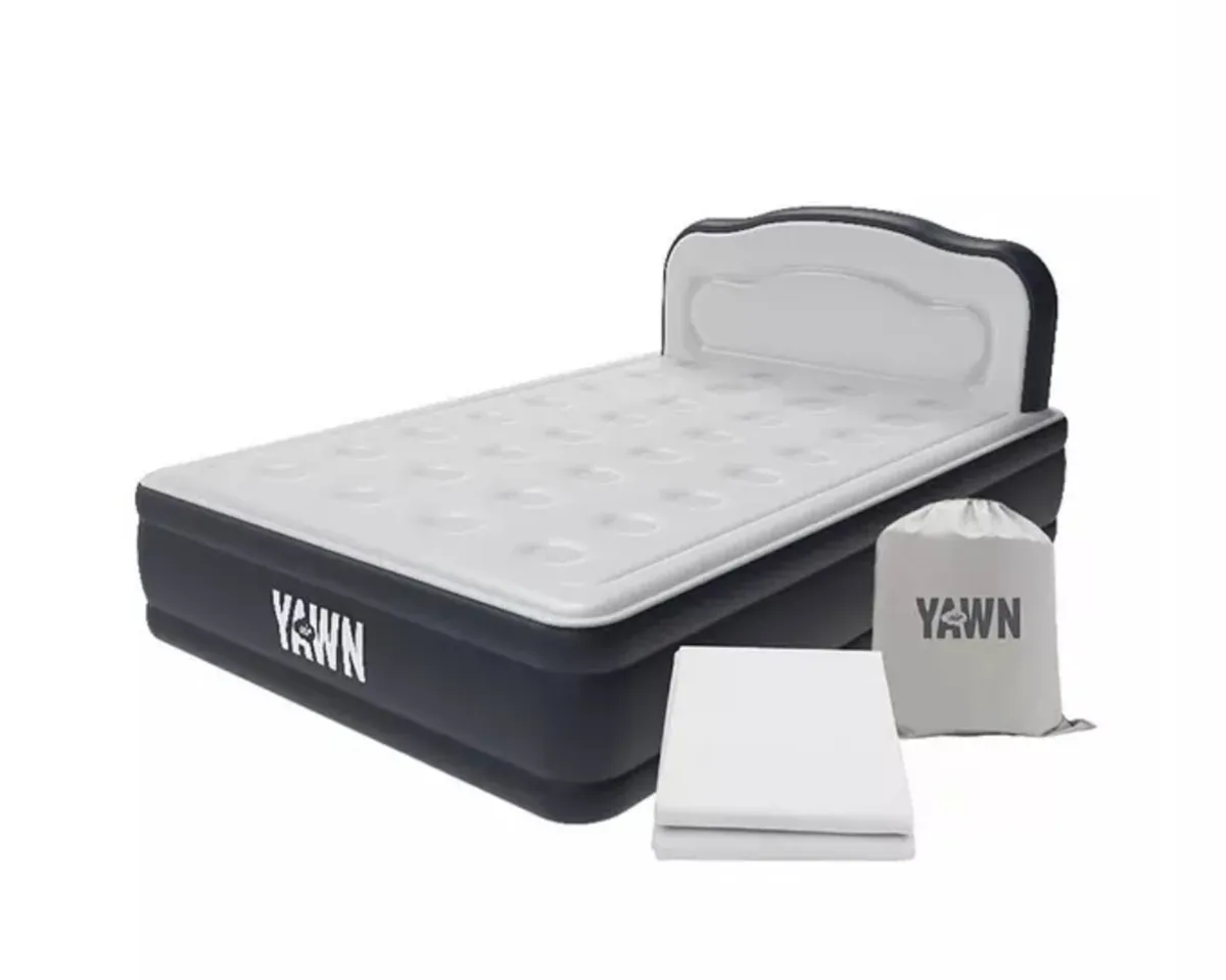 Camping equipment - Image 1