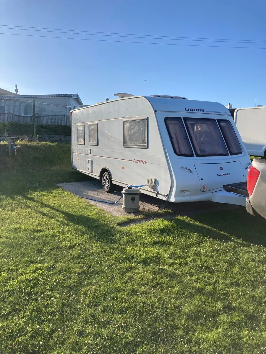 Caravan - Image 1