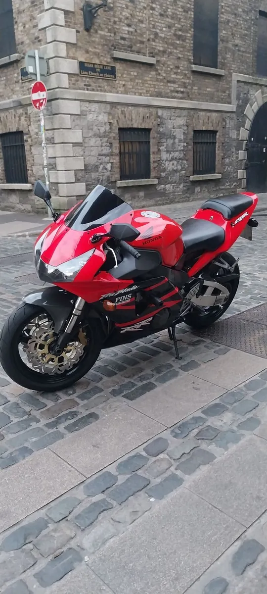 02 HONDA CBR954RR - Image 4