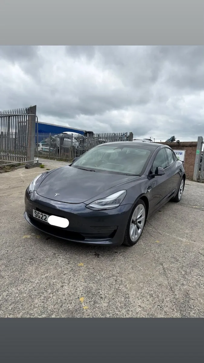2022 Model 3 Standard Range Plus Damaged Salvage - Image 1