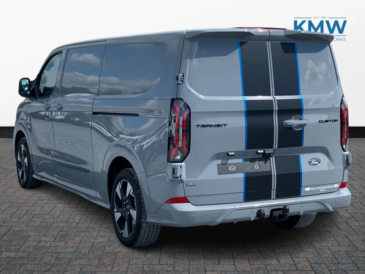 Ford Transit Custom Sport 2.5 PHEV 232BHP LWB.. 19 - Image 3