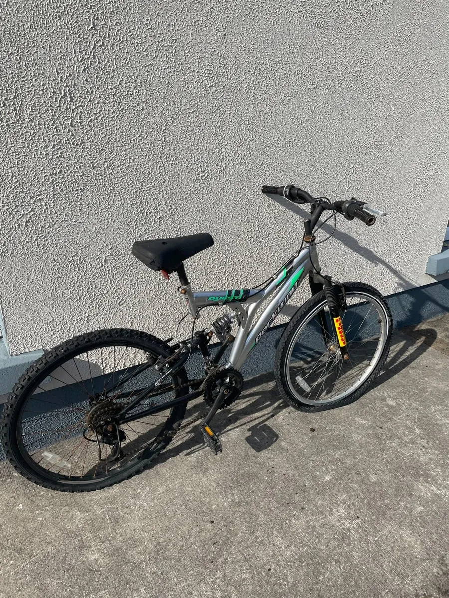 GOOD VALUE: ADULT SIZE BIKE. - Image 2