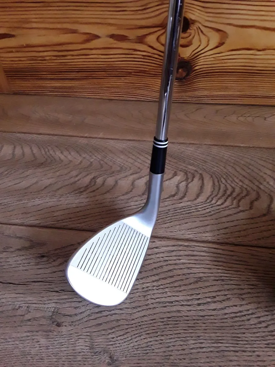 Cleveland CBX2 Wedge 52 degree - Image 4