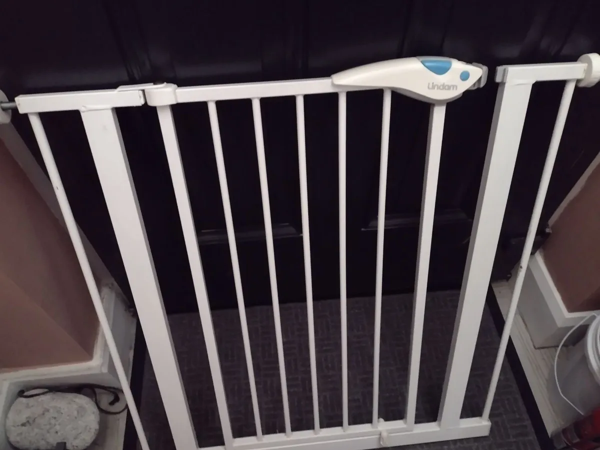 Heavy LIndam stair or door safety gate - Image 1
