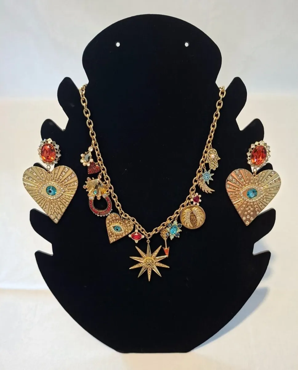 SWAROVSKI Lucky Goddess Collectible Set – NEW - Image 1
