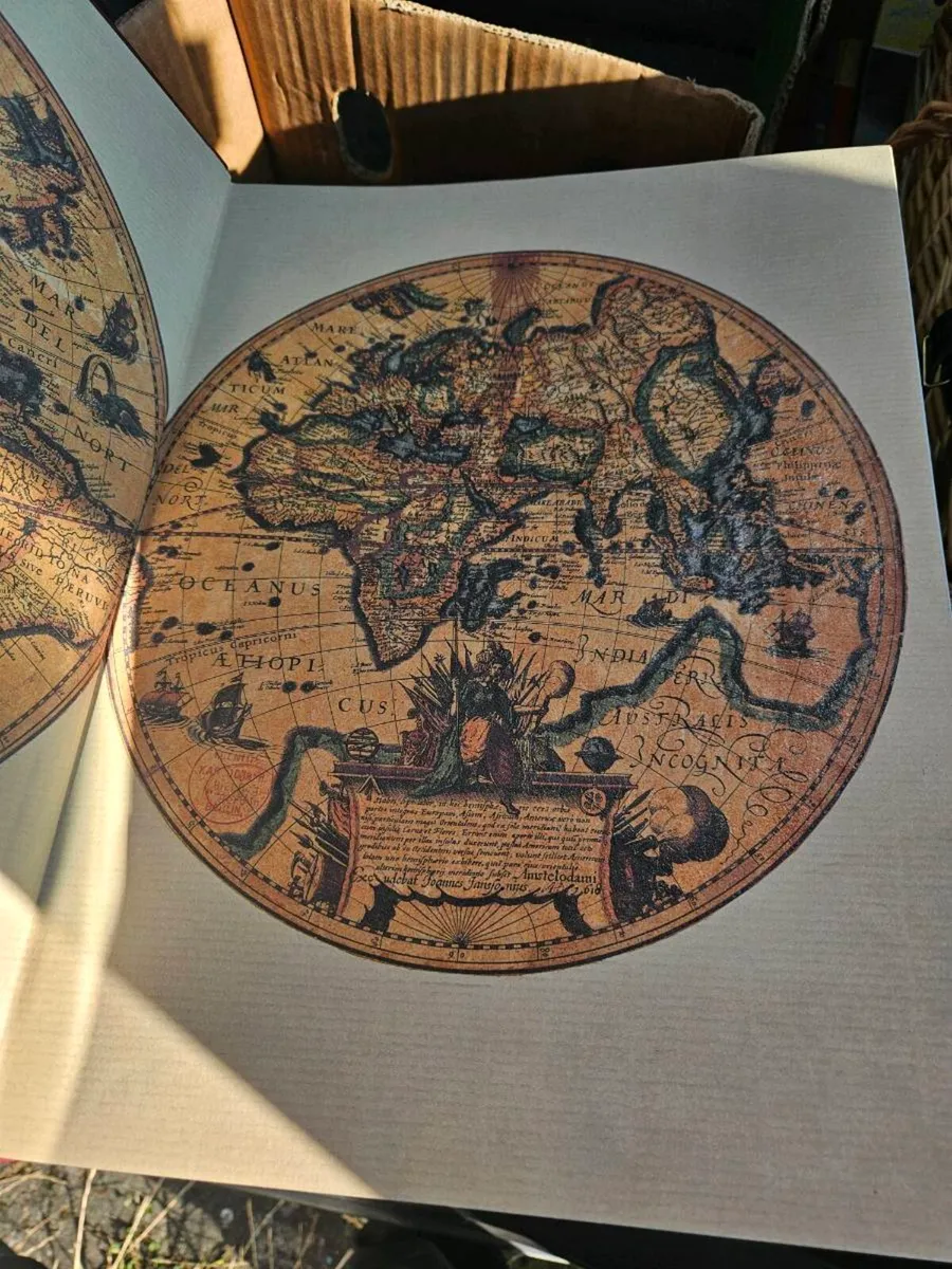 Vintage New World Atlas - Image 2