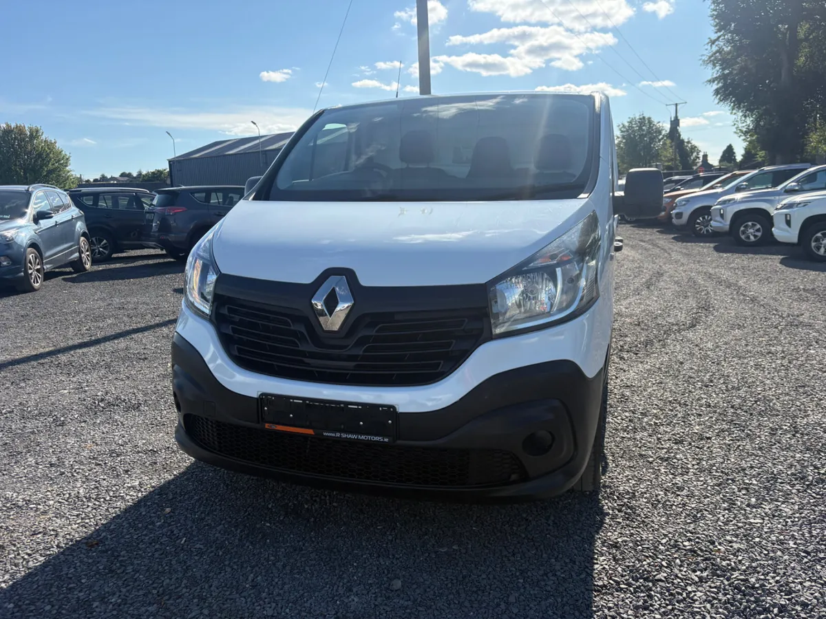 Renault Trafic - Image 2