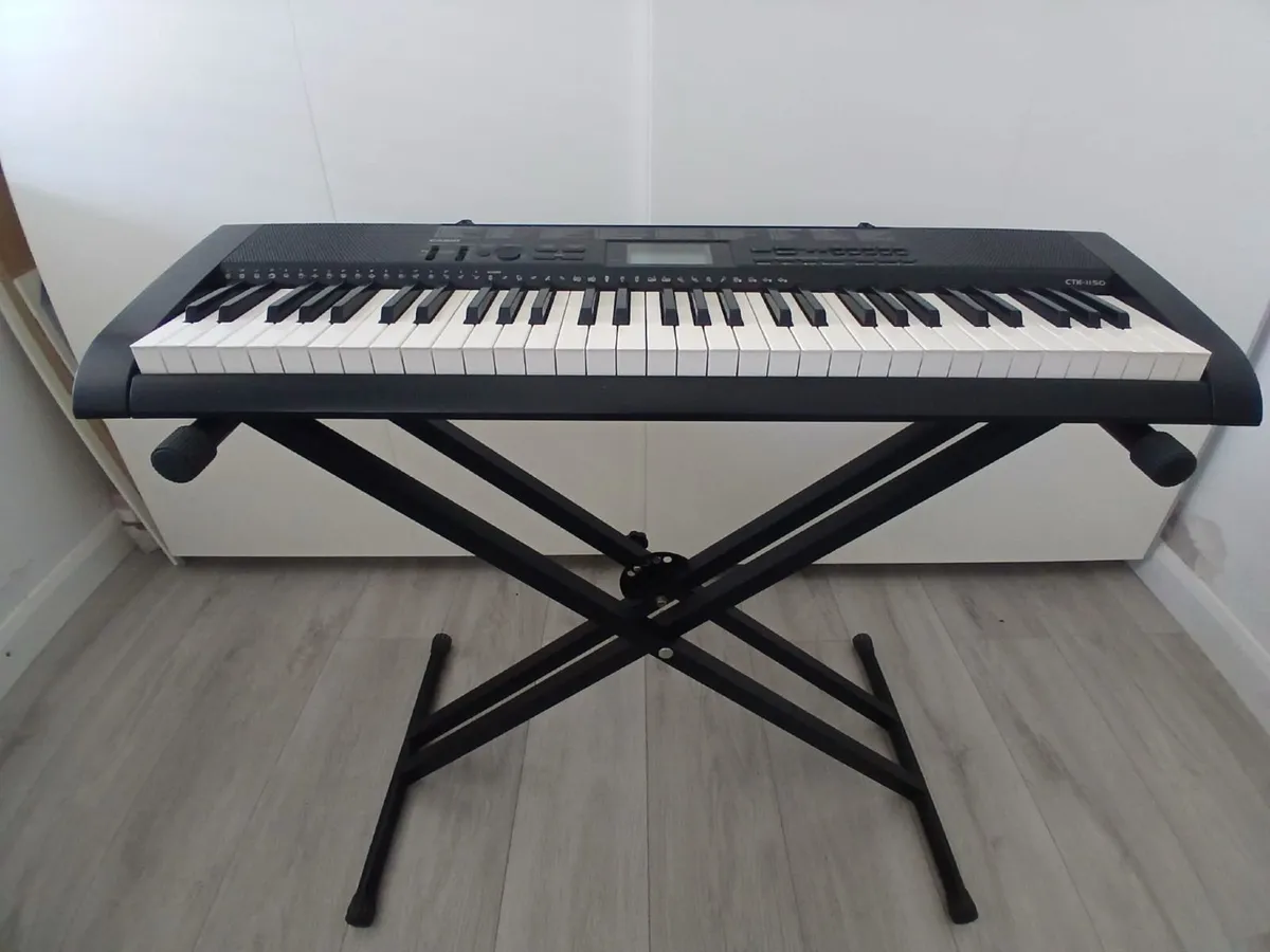 Casio keyboard - Image 4