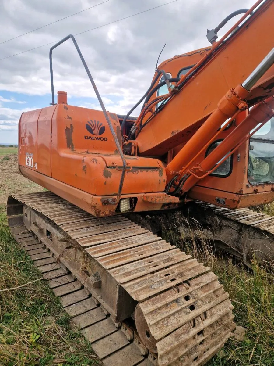 Excavator 13 ton daewoo - Image 1