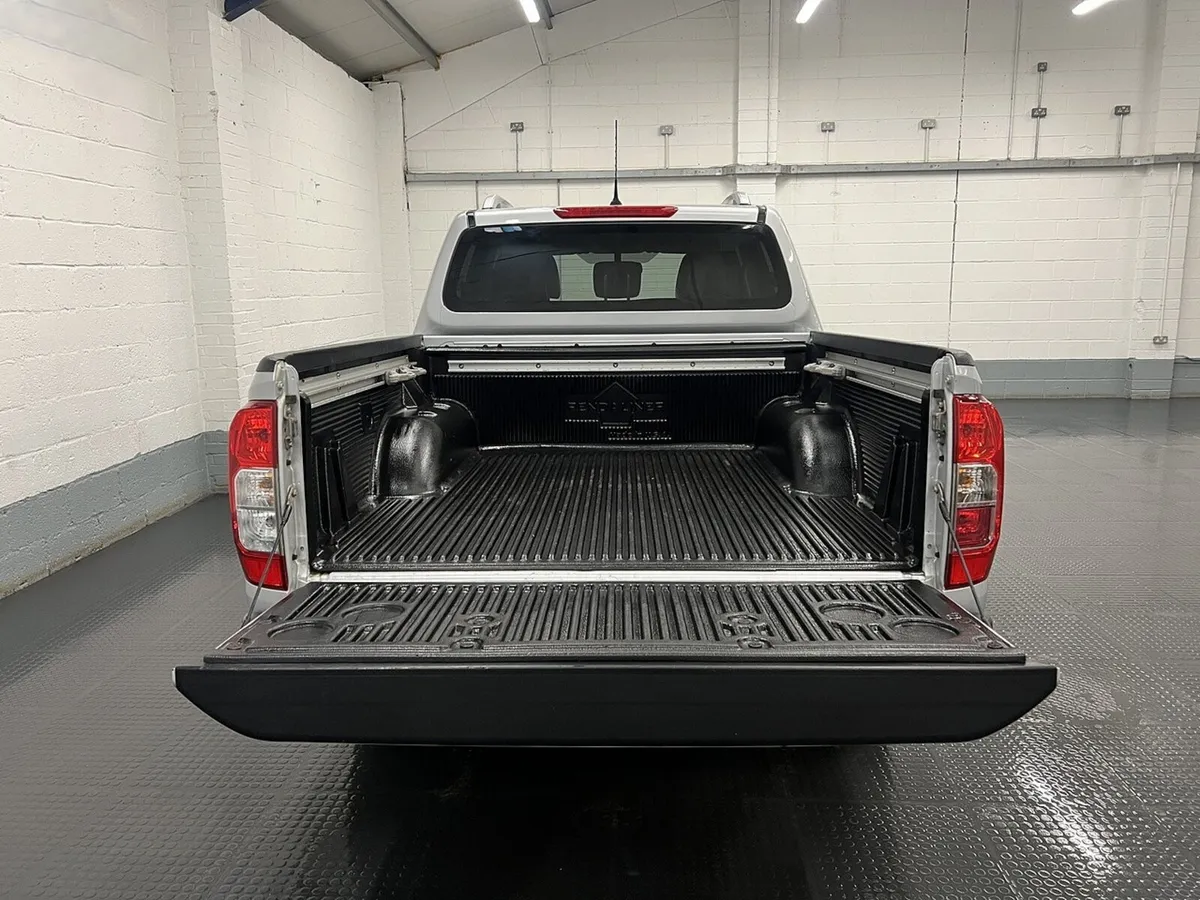 2021 Nissan Navara PickUp Van - Image 2