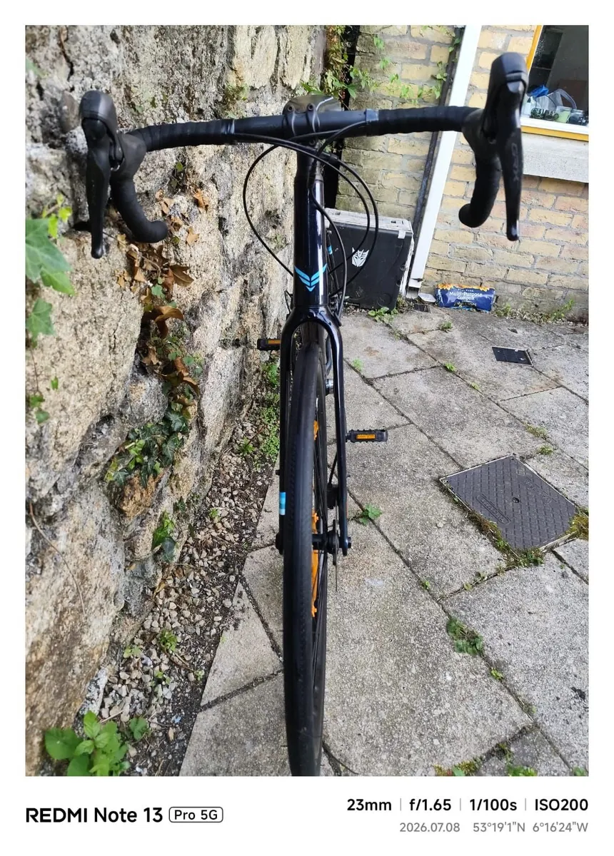 Felt Broam Gravel Bike  30 L 56cm Frame - Image 1