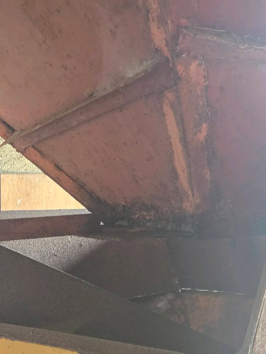 3 Ton Hopper - Image 3